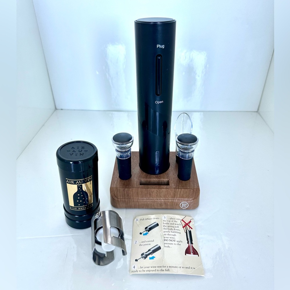 BUNDLE ME! B, H & G Black Electric Wine Opener